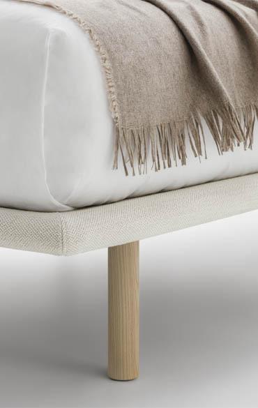 Pianca_Designer-Bett_Filo-up_Fuss